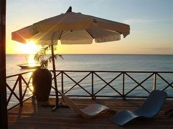 Sunset Beach Hotel 3*